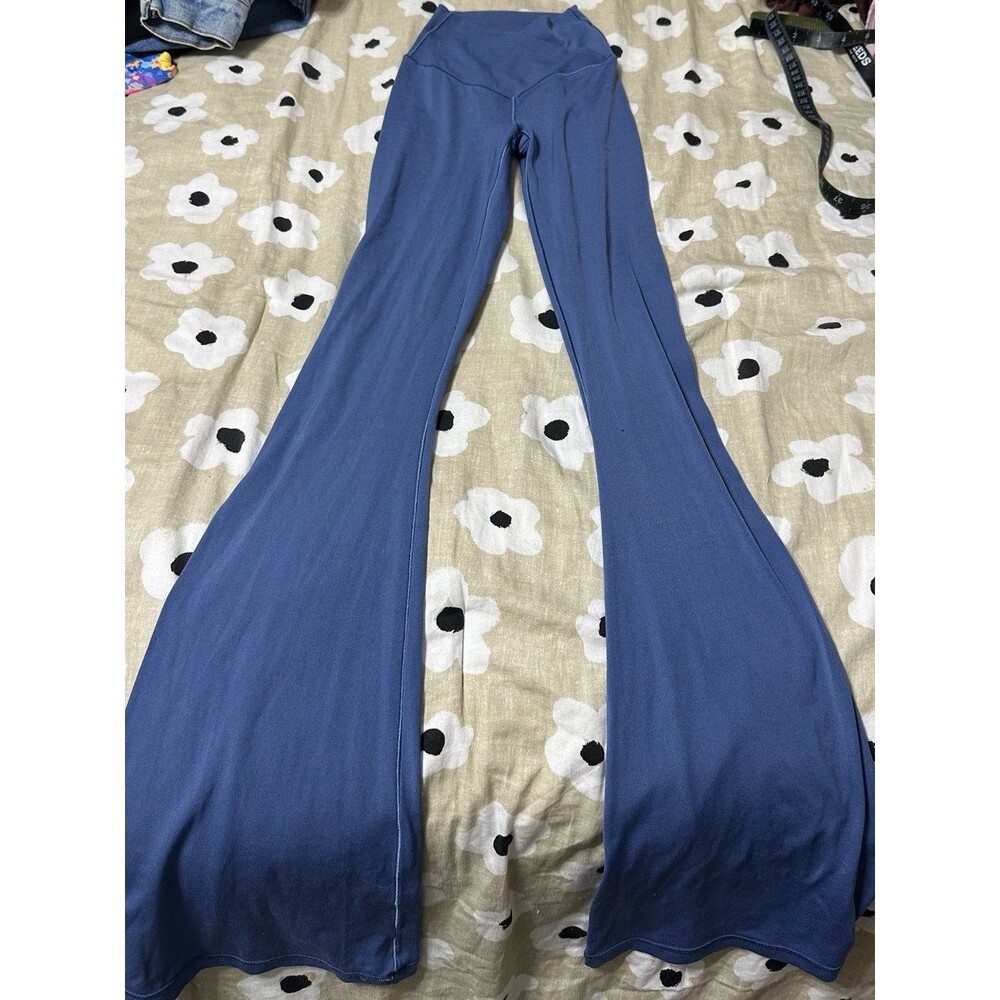 Aerie blue yoga pants